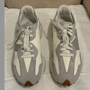 New Balance / 10.5M / Raincloud with Reflection / NIB